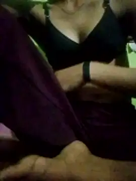 Snapshot of wifedesi7050 chatting on 21, 5, 2026 wifedesi7050 online show from 21, 5, 2026