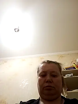 KiraStanton online show from 13, 3, 2026