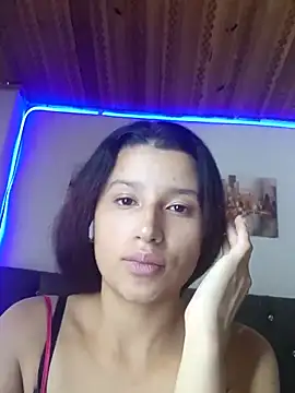 milk chloe  online show from 17, 4, 2026