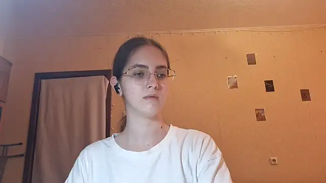 Katelemon online show from 22, 6, 2026