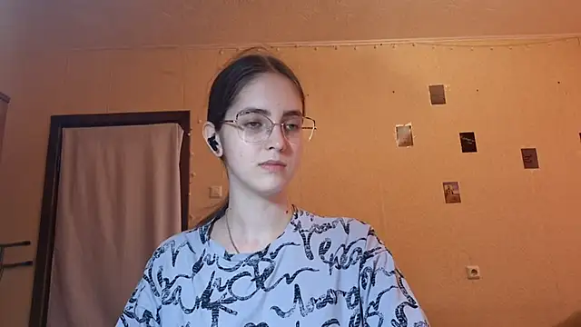 Katelemon online show from 30, 6, 2026