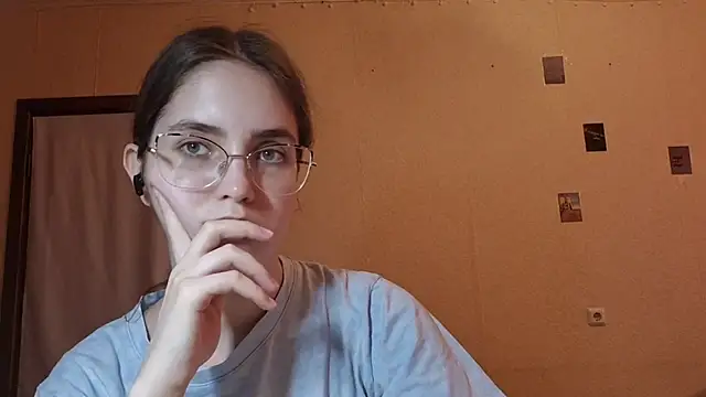 Katelemon online show from 20, 7, 2026