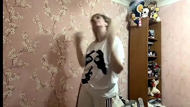 LiraDreamX online show from 3, 4, 2026