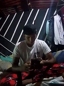 Snapshot of zeus23cm1 chatting on 23, 2, 2026 zeus23cm1 online show from 23, 2, 2026