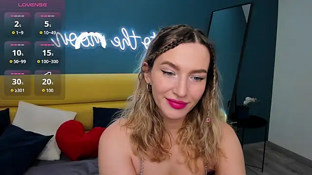 StellaAlluring online show from 17, 3, 2026