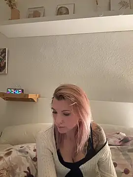 Snapshot of Naya-hot chatting on 20, 2, 2026 Naya-hot online show from 20, 2, 2026