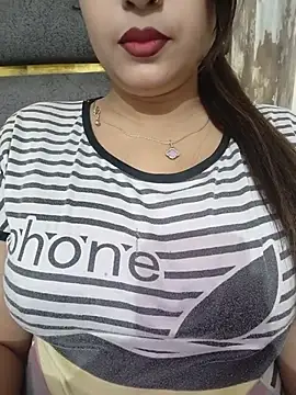 Shanaya-Hotty online show from 23, 6, 2026