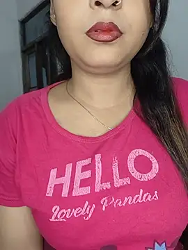 Shanaya-Hotty online show from 8, 7, 2026
