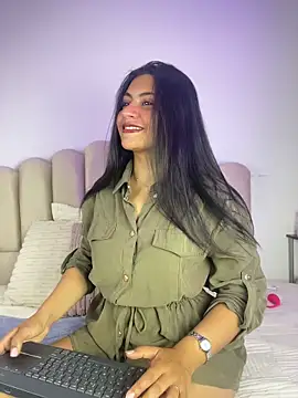 Snapshot of celeste_z chatting on 15, 5, 2026 celeste z online show from 15, 5, 2026