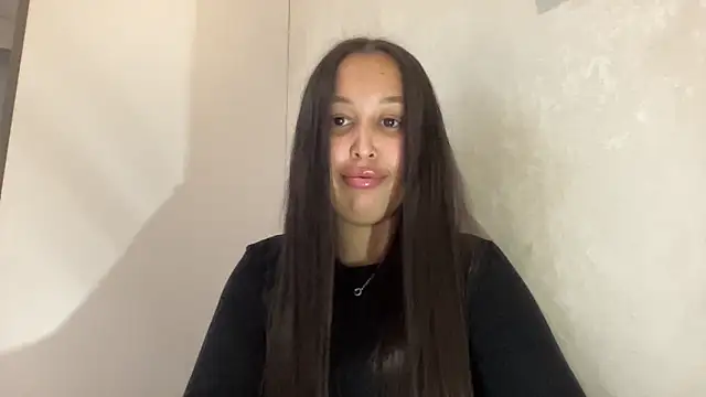 Snapshot of Dana_005 chatting on 15, 4, 2026 Dana 005 online show from 15, 4, 2026