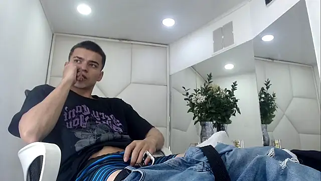 SanttiiBuck online show from 27, 2, 2026