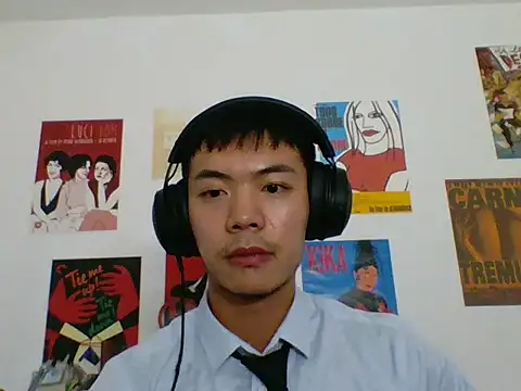 Snapshot of AdamHarper112 chatting on 8, 7, 2026 AdamHarper112 online show from 8, 7, 2026
