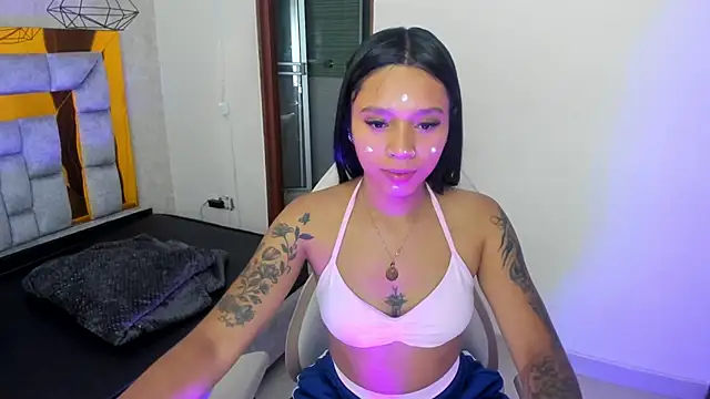 miiaboss  online show from 11, 4, 2026