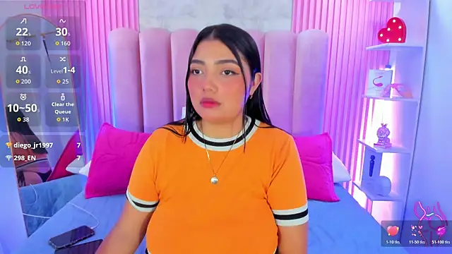 ArianaRougee online show from 18, 6, 2026