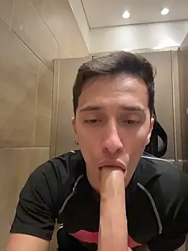 Thiago Jones1 online show from 16, 4, 2026