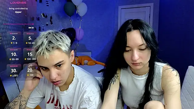 LuxuryLoverss online show from 13, 4, 2026