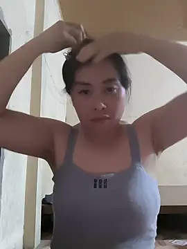 Snapshot of juicy-milu chatting on 2, 6, 2026 juicy-milu online show from 2, 6, 2026
