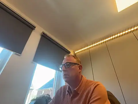 Red Spike71 online show from 24, 4, 2026