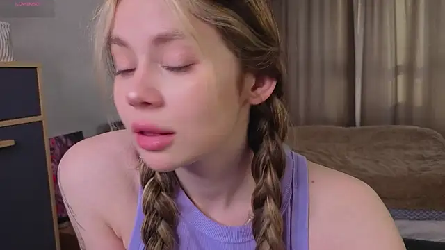 Dipamelly online show from 5, 4, 2026