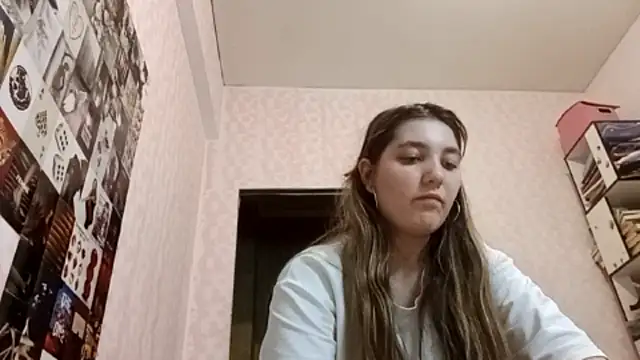 Snapshot of JanineThielman chatting on 6, 7, 2026 JanineThielman online show from 6, 7, 2026