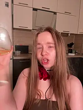 cutefoxieee online show from 25, 6, 2026