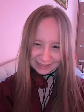 cutefoxieee online show from 16, 7, 2026