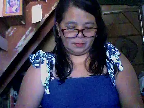 Flowerblossom123 online show from 24, 3, 2026