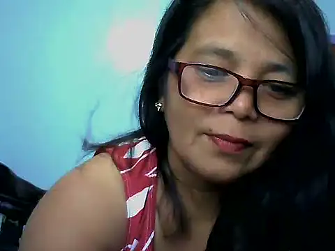 Flowerblossom123 online show from 3, 4, 2026