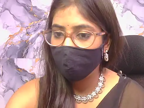 Snapshot of Aayesha-queen chatting on 5, 6, 2026 Aayesha-queen online show from 5, 6, 2026
