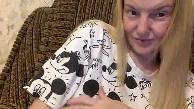 Snapshot of Bella_soulmate chatting on 9, 7, 2026 Bella soulmate online show from 9, 7, 2026