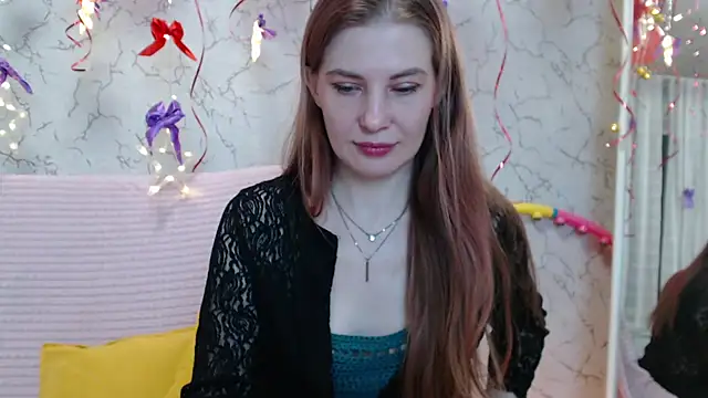 Snapshot of loveslovesflowers chatting on 4, 3, 2026 loveslovesflowers online show from 4, 3, 2026