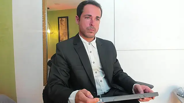 Adams Sanz online show from 9, 6, 2026