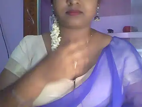 Snapshot of Tamil_Kuttyma chatting on 3, 6, 2026 Tamil Kuttyma online show from 3, 6, 2026