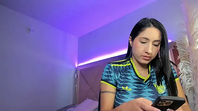 Snapshot of Alanah_connory chatting on 7, 7, 2026 Alanah connory online show from 7, 7, 2026