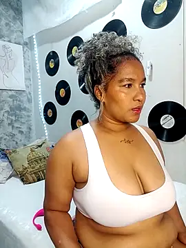 medusafox  online show from 19, 3, 2026