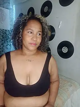 Snapshot of medusafox_ chatting on 7, 5, 2026 medusafox online show from 7, 5, 2026