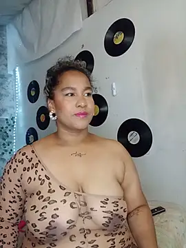 Snapshot of medusafox_ chatting on 12, 5, 2026 medusafox online show from 12, 5, 2026