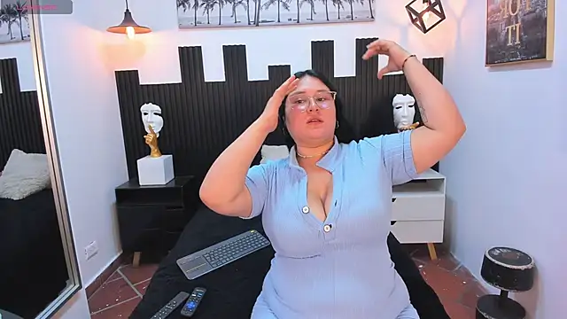 sienna cavalli online show from 17, 4, 2026