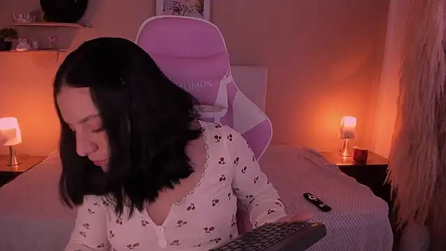 Dollhell online show from 26, 3, 2026