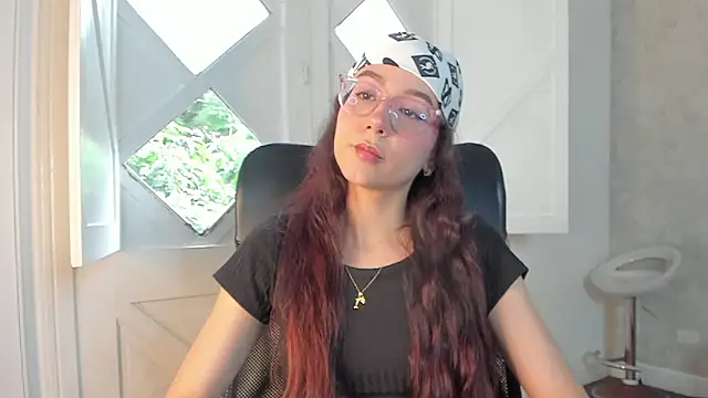 Snapshot of Arii_wilde chatting on 26, 2, 2026 Arii wilde online show from 26, 2, 2026