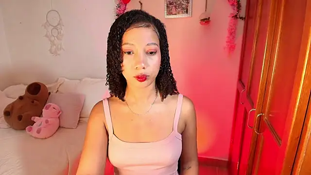 Snapshot of khoe777 chatting on 5, 3, 2026 khoe777 online show from 5, 3, 2026