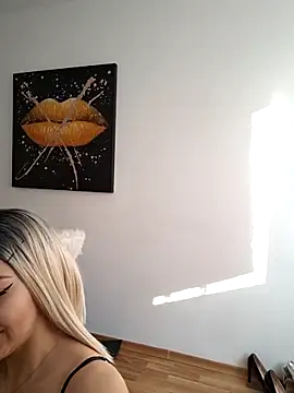 DaisyLuvsYou  online show from 8, 3, 2026