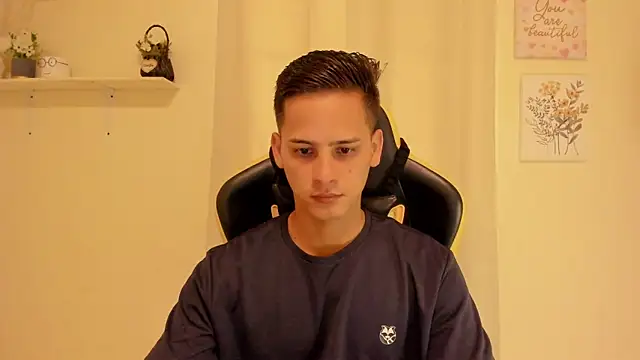 sexy andres01 online show from 26, 5, 2026