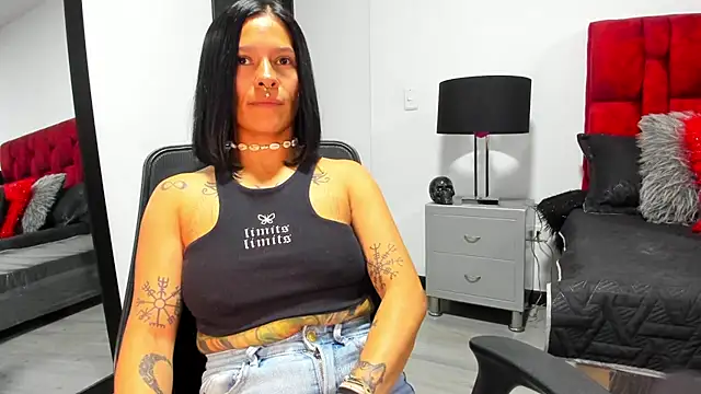 Amelie Blake online show from 3, 6, 2026