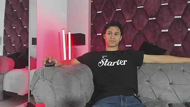 Snapshot of TonyBenedetti chatting on 28, 7, 2026 TonyBenedetti online show from 28, 7, 2026