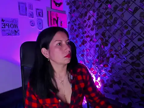 Megan Collinss1 online show from 25, 2, 2026