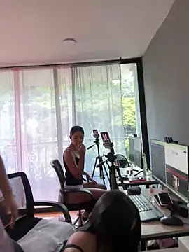 Snapshot of kitty_rousse01 chatting on 27, 2, 2026 kitty rousse01 online show from 27, 2, 2026