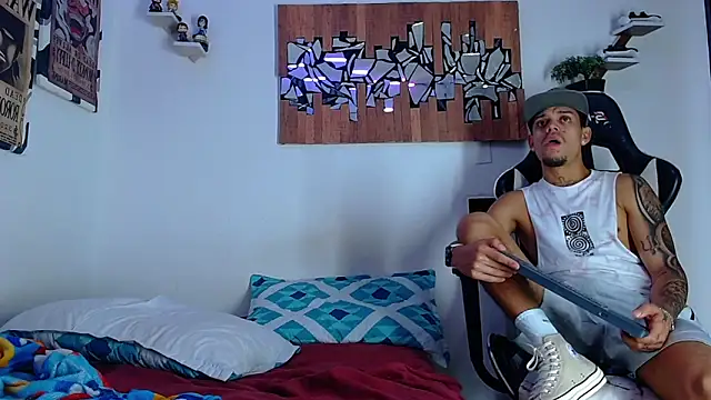 AdamsDvi online show from 22, 4, 2026