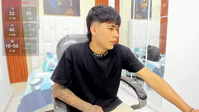 Snapshot of Thiago_collinss chatting on 7, 7, 2026 Thiago collinss online show from 7, 7, 2026