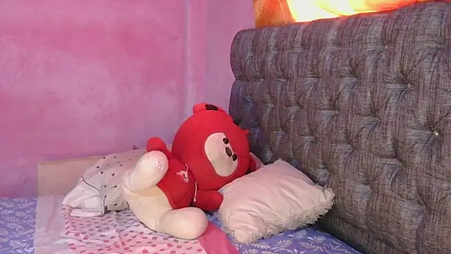 Snapshot of mia_luna88 chatting on 27, 2, 2026 mia luna88 online show from 27, 2, 2026